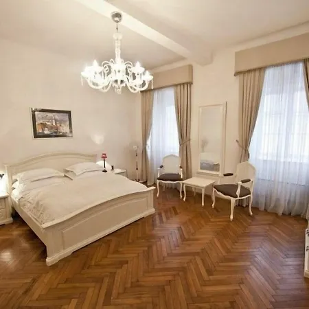 Hotel Antiq Palace - Historic Of Europe Lublana