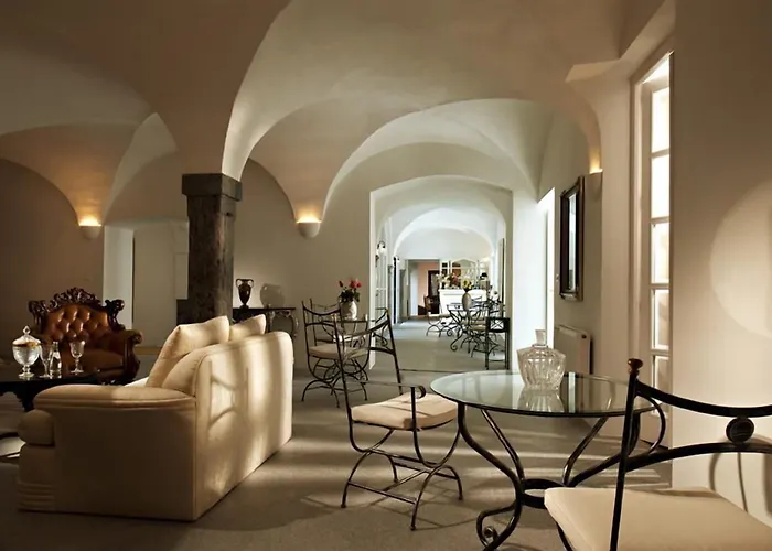 Hotel Antiq Palace - Historic Of Europe