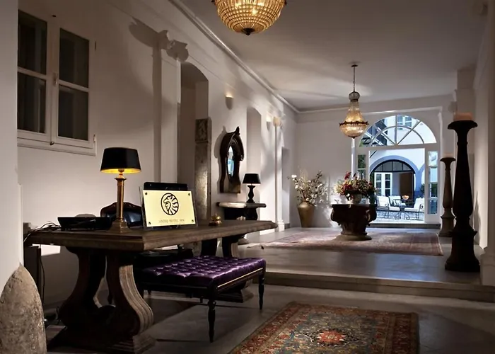 Antiq Palace - Historic Of Europe Ljubljana