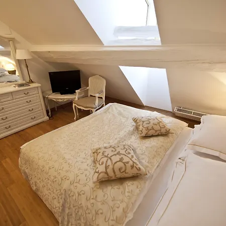 Antiq Palace - Historic Of Europe 3* 류블랴나