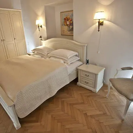 Antiq Palace - Historic Of Europe 酒店