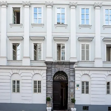 Antiq Palace - Historic Of Europe Hotel 4*