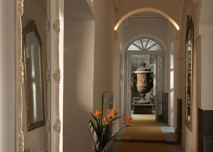 Antiq Palace - Historic Of Europe 3*