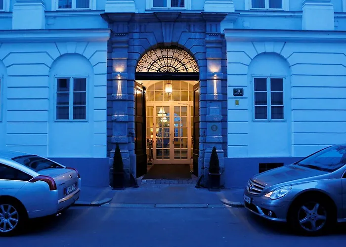 Antiq Palace - Historic Of Europe 3* Любляна