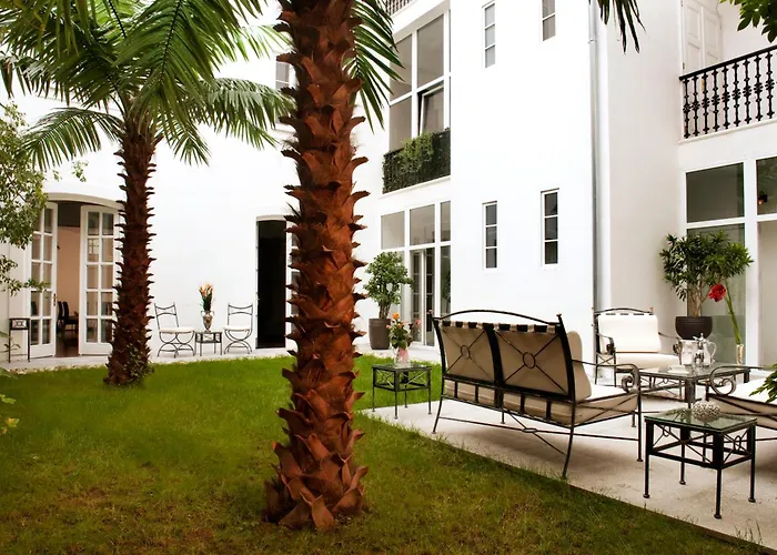 Antiq Palace - Historic Of Europe Любляна