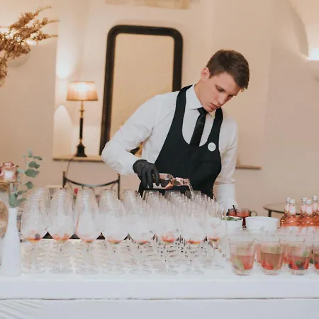 Antiq Palace - Historic Of Europe 호텔 3*