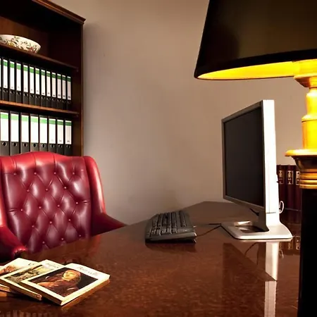 Antiq Palace - Historic Of Europe 3* 류블랴나