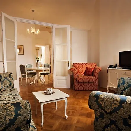 호텔 Antiq Palace - Historic Of Europe 류블랴나