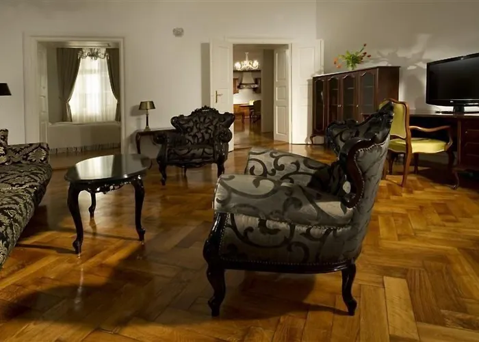 Antiq Palace - Historic Of Europe 3* Любляна